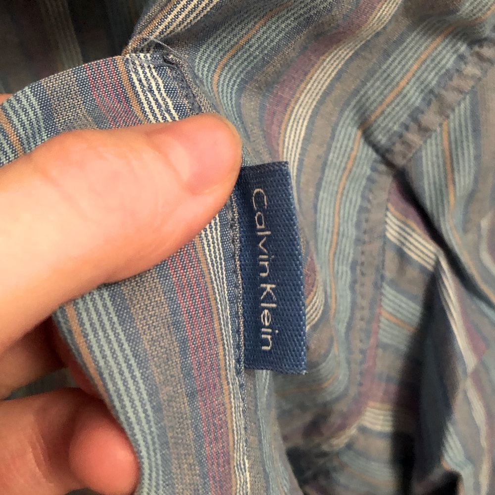 Calvin Klein Button Up - Picture 3 of 4